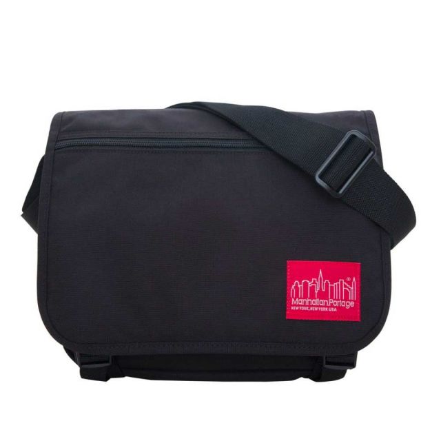 Manhattan Portage Europa (SM) With Back Zipper and Compartments - Black