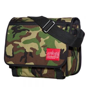 Manhattan Portage Europa (SM) With Back Zipper and Compartments - Camouflage